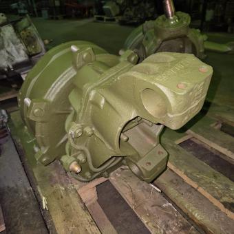 Редуктор задний 4905-2602011 левый на БТР-70 и БТР-80 фото 1